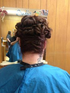 556462_162172713976217_728487788_n